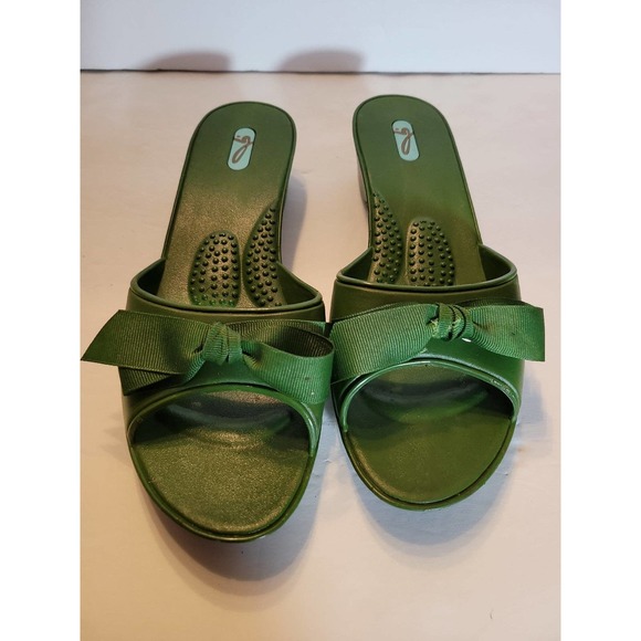 OKA b. Shoes - Oka Bee Green Women's Slip-on Sandals Size L